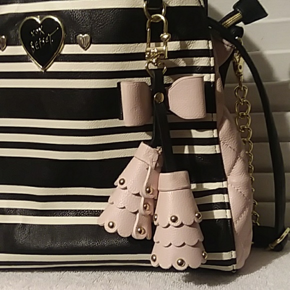 NWoT☆Betsey Johnson Purse - Picture 3 of 8